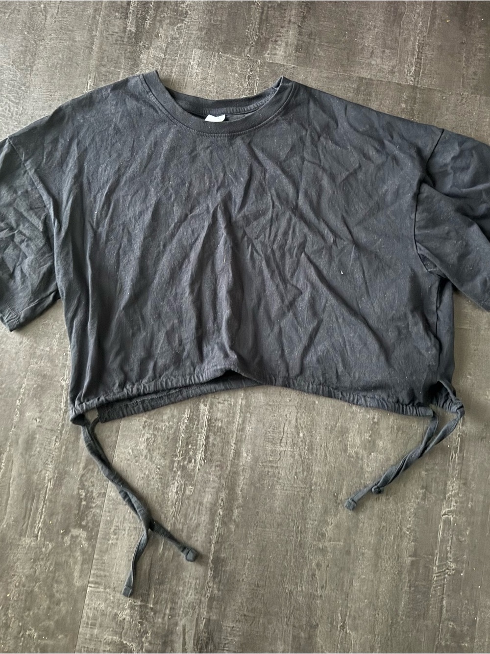 Daytrip Black Cropped Tie-Hem Tee